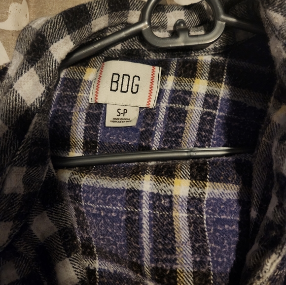 Urban outfitters shirt - Picture 2 of 3